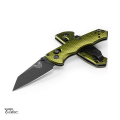 Benchmade 290BK-2 Full Immunity Axis Folding Knife - Woodland Green Handle