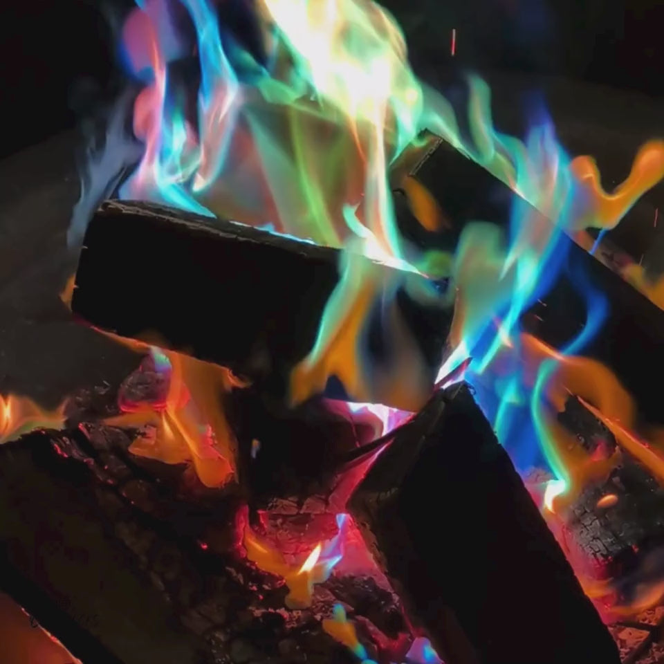 Wildtrak Magic Colour Fire Dust 15g Video