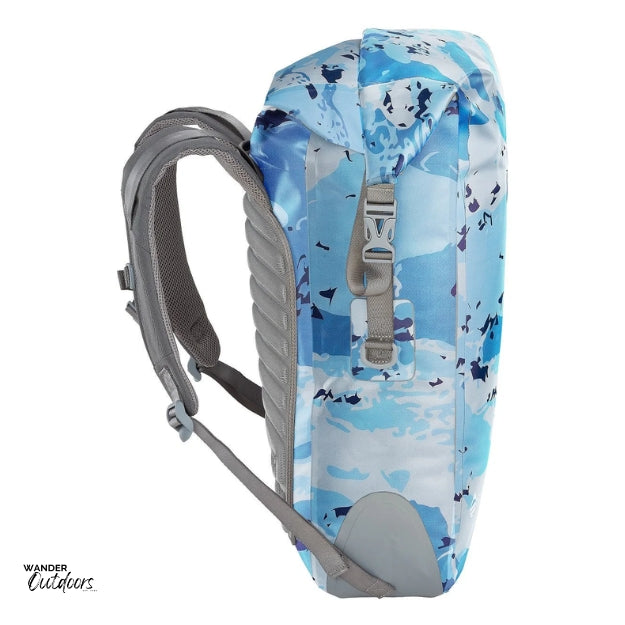 SkogAKust BackSåk - Waterproof Blue Camo Backpack SIde View