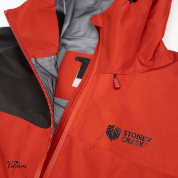 Stoney Creek Stow It Pro Jacket Ketchup Black Close up of chest Zip