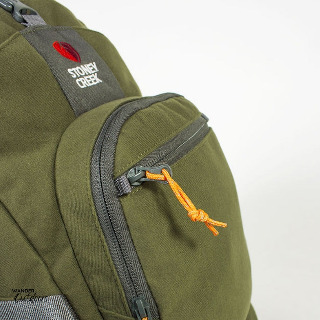 Stoney Creek Whirinaki 25 Pack Bayleaf Zip Close Up