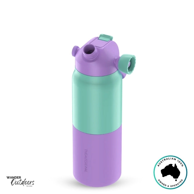 The Aussie Pal 1L Insulated Hydro Jug Water Bottle in lavender breeze with chug lid open