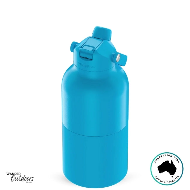 The Aussie Pal 2L Insulated Hydro Jug Water Bottle in Blue with dual lid closed