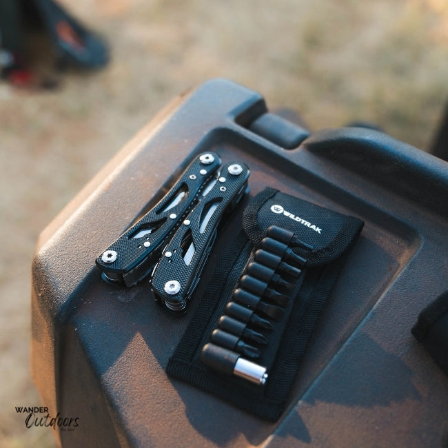 Wildtrak 25 IN 1 Multi Tool Pliers Flat Lay Folded Up