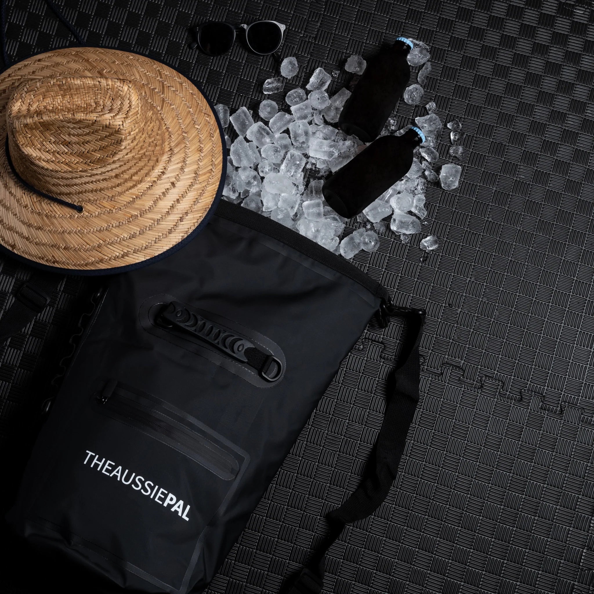 The Aussie Pal Insulated 15L Cooler Esky Bag