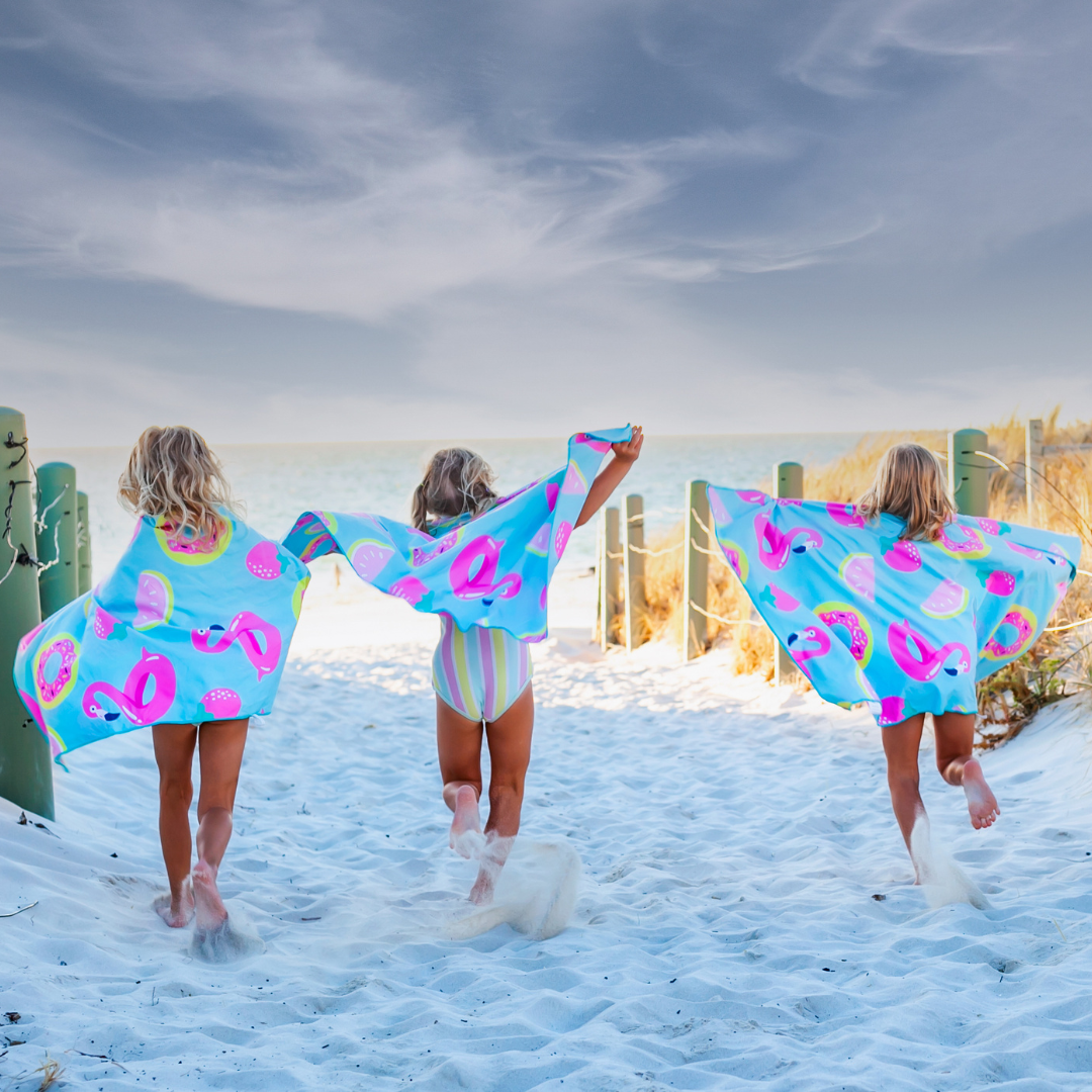 Newlyfe Kids Flamingo Beach Towel