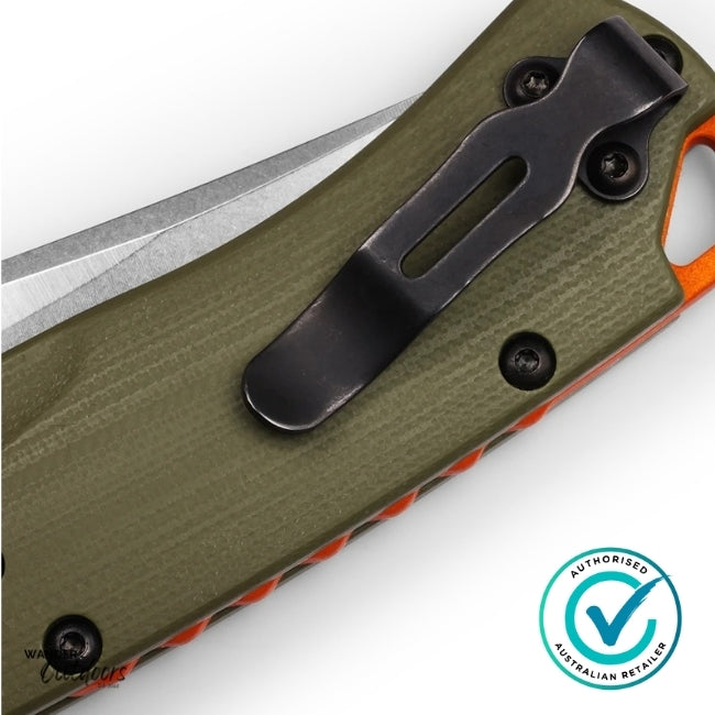 Benchmade 15536  Taggedout Axis Folding Knife | Clip Close Up