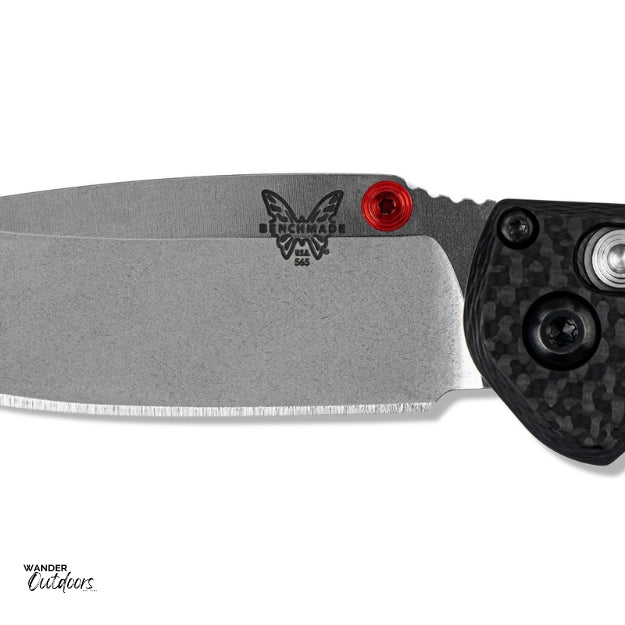 Benchmade 565-1 Mini Freek Axis Folding Knife - Carbon Fibre Handle Close Up Butterfly