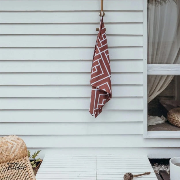 Newlyfe Waffle Weave Bath Towel Rust Outdoor Hanging