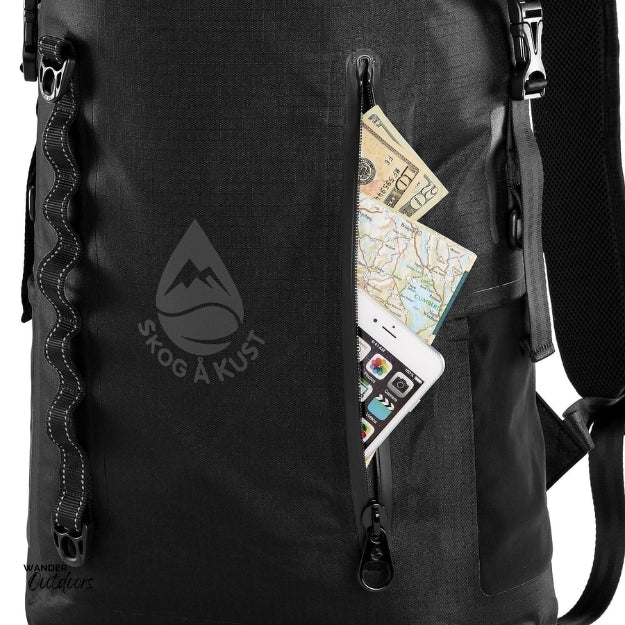 SkogAKust BackSåk Pro - Waterproof Black Backpack Secure Waterproof Pocket