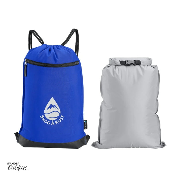 SkogAKust GymSåk 2-in-1 dry bag drawstring bag with blue design, gym bag with removable waterproof dry bag displayed next to i