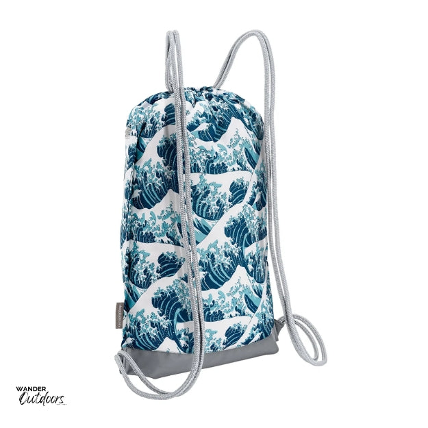 SkogAKust GymSåk 2-in-1 dry bag drawstring bag, Waves design with removable waterproof dry bag rear view