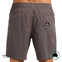 The Mad Hueys Skull Anchor 18" Volley Shorts